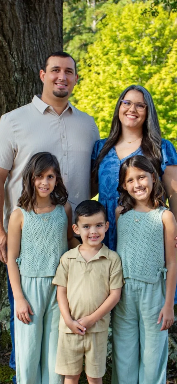 Caleb and Brittany Hendon with their three children